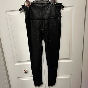 SPANX Faux Leather Textured Black Leggings | Size XL